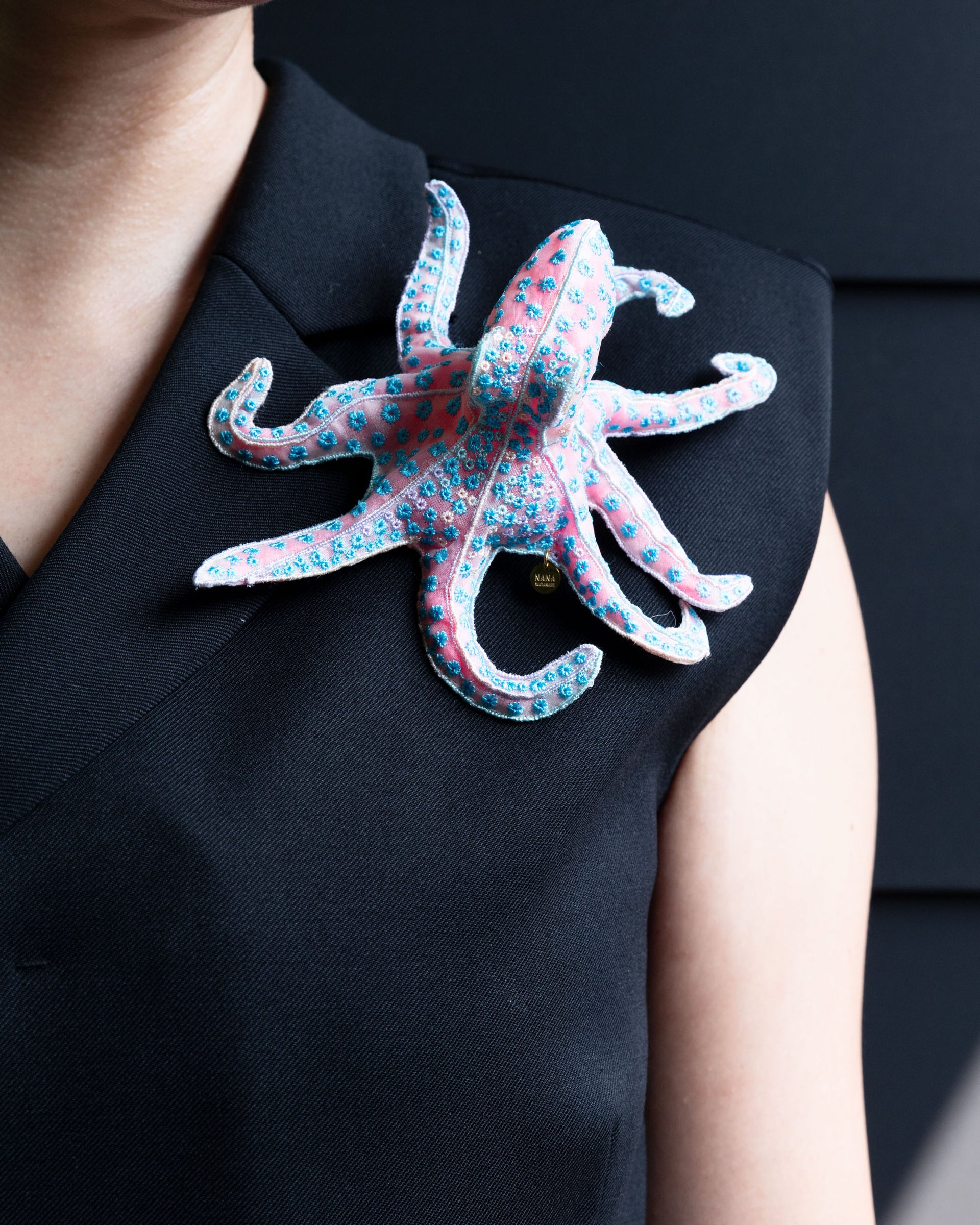 FLORA OCTOPUS / BROOCH / BLUE