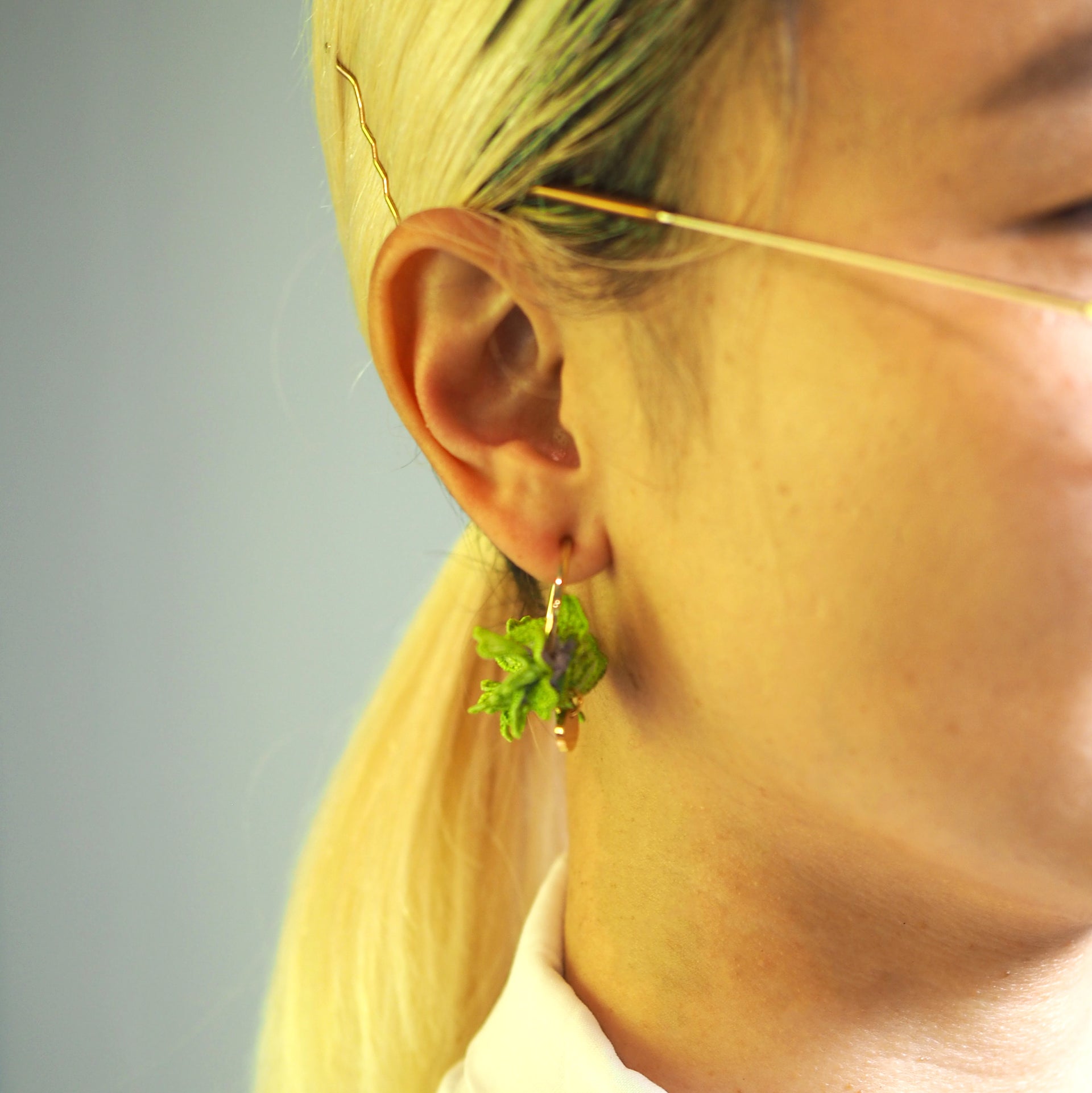 SWELL / SINGLE EARRING / LIME GREEN