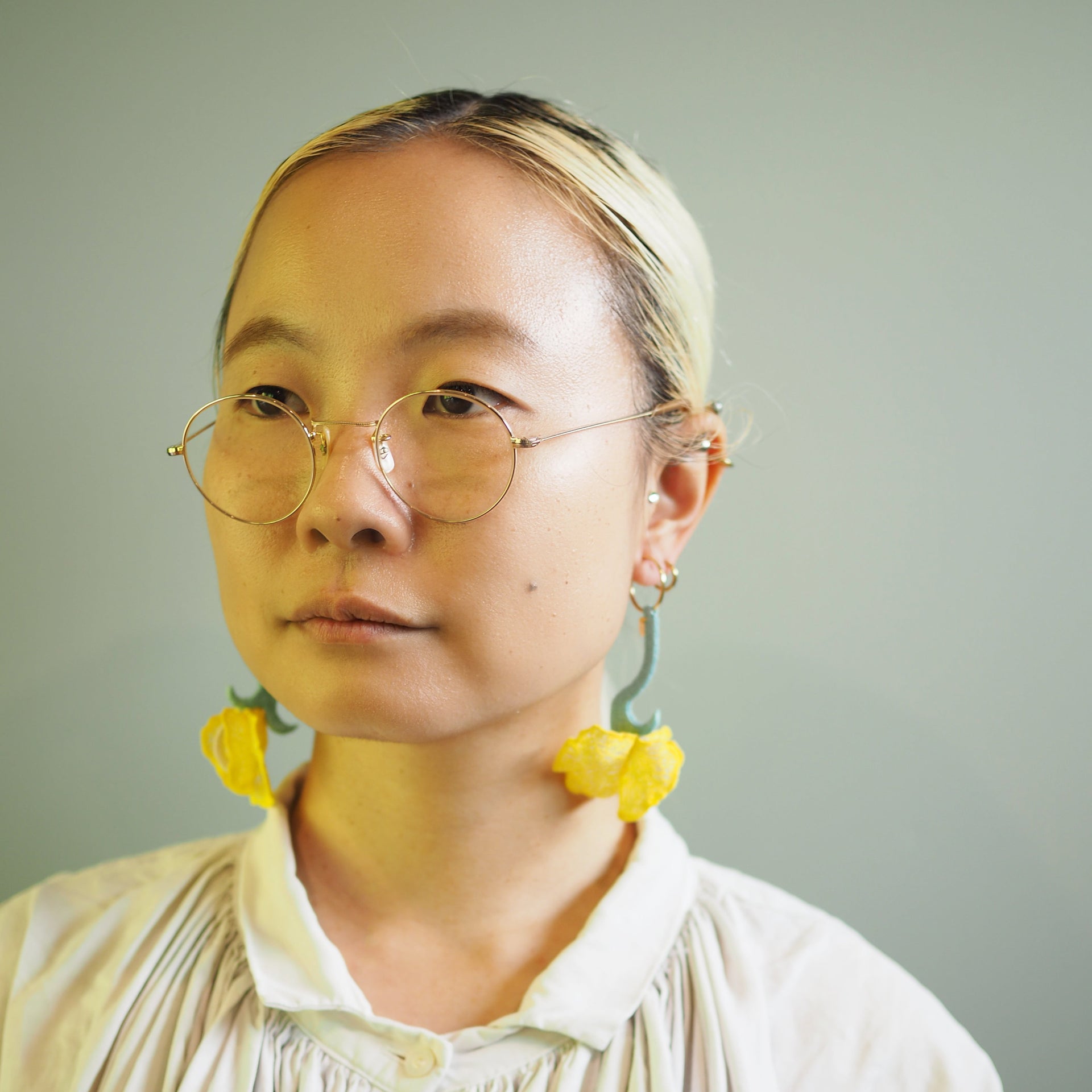 FRAGRANT VINES / SINGLE EARRING / YELLOW