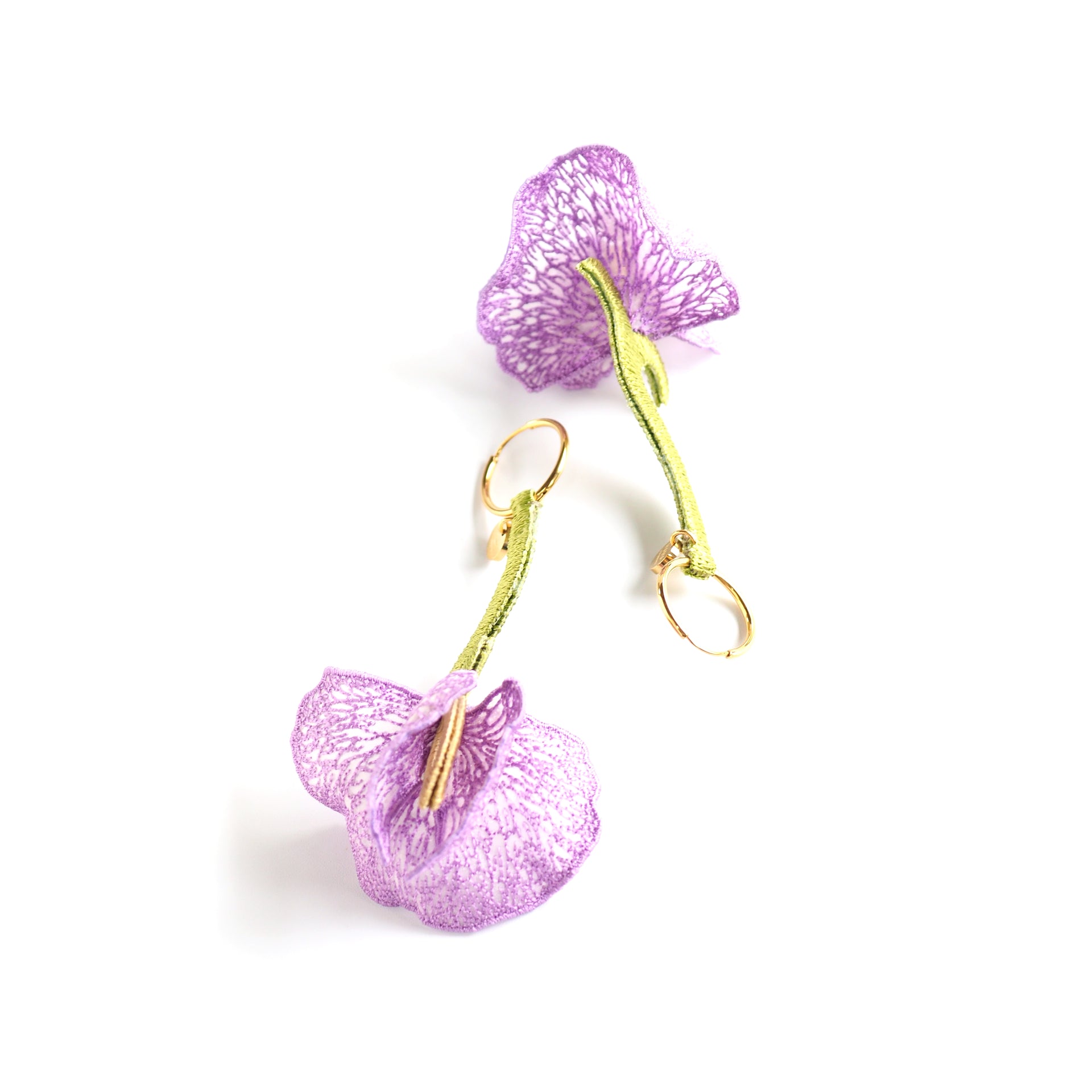 FRAGRANT VINES / SINGLE EARRING / LAVENDER