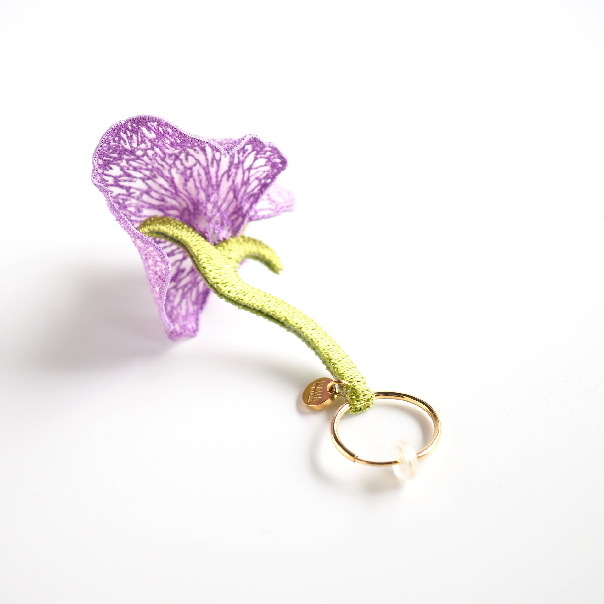 FRAGRANT VINES / SINGLE EARRING / LAVENDER