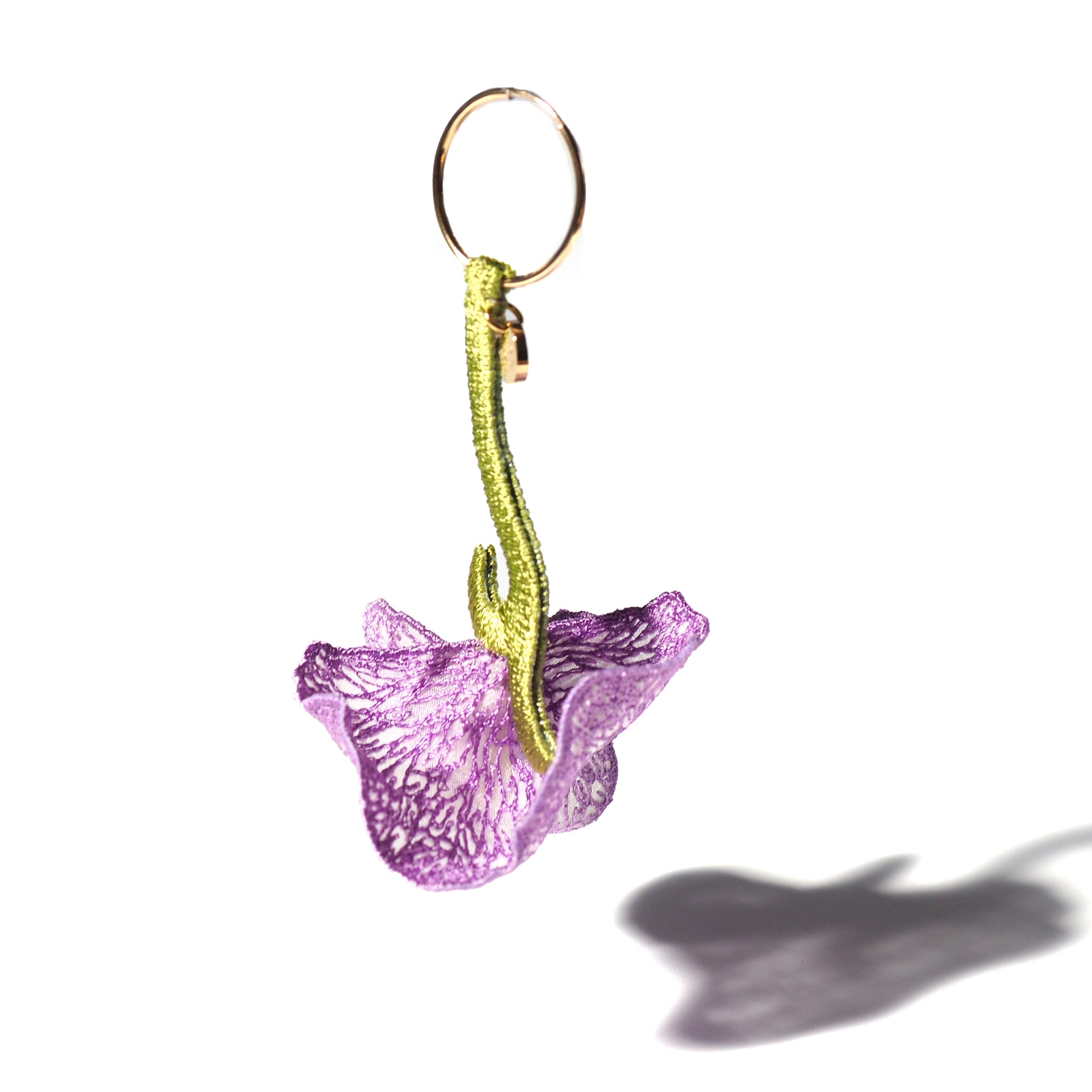 FRAGRANT VINES / SINGLE EARRING / LAVENDER