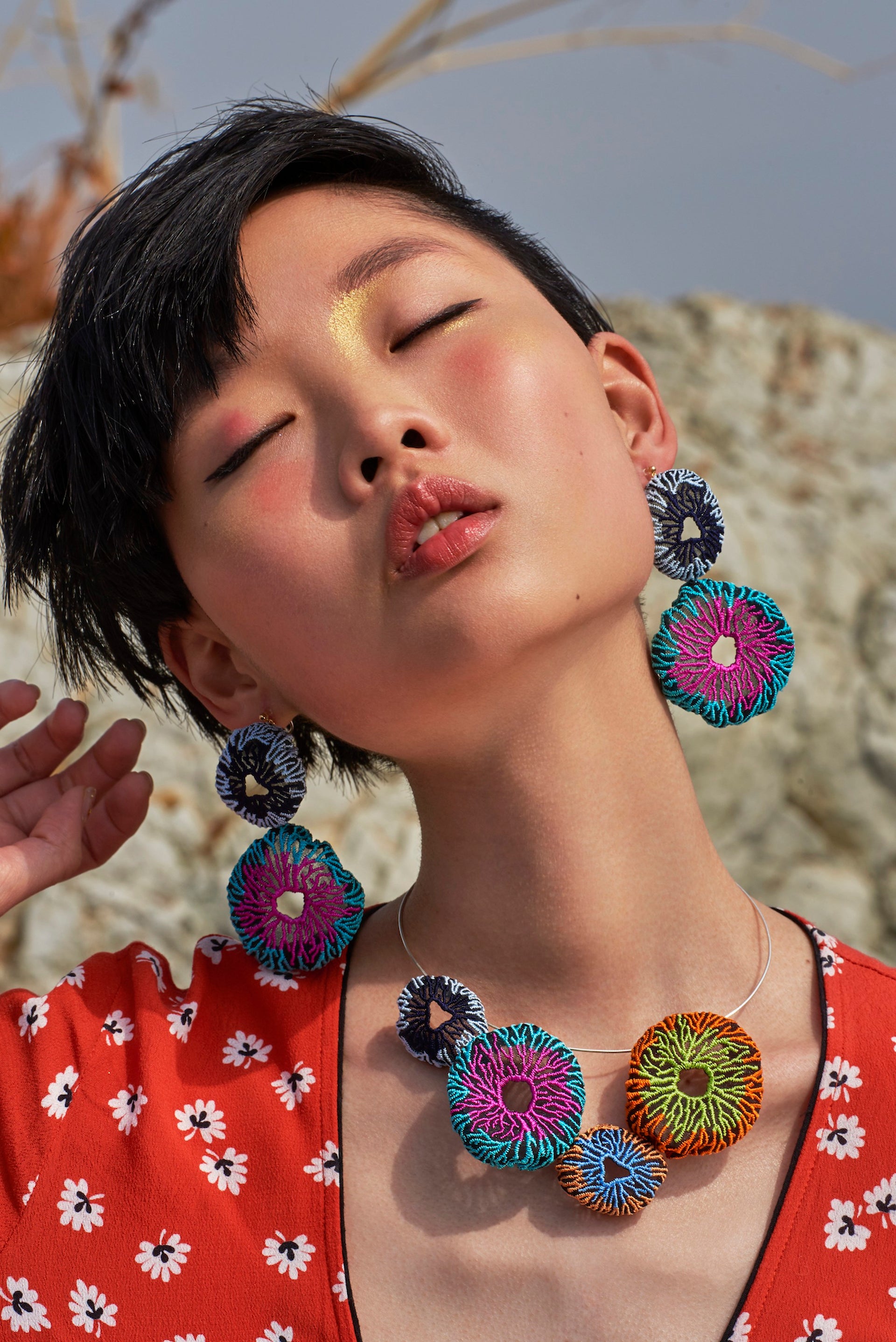 CORAL EGG / NECKLACE / MULTI COLOR