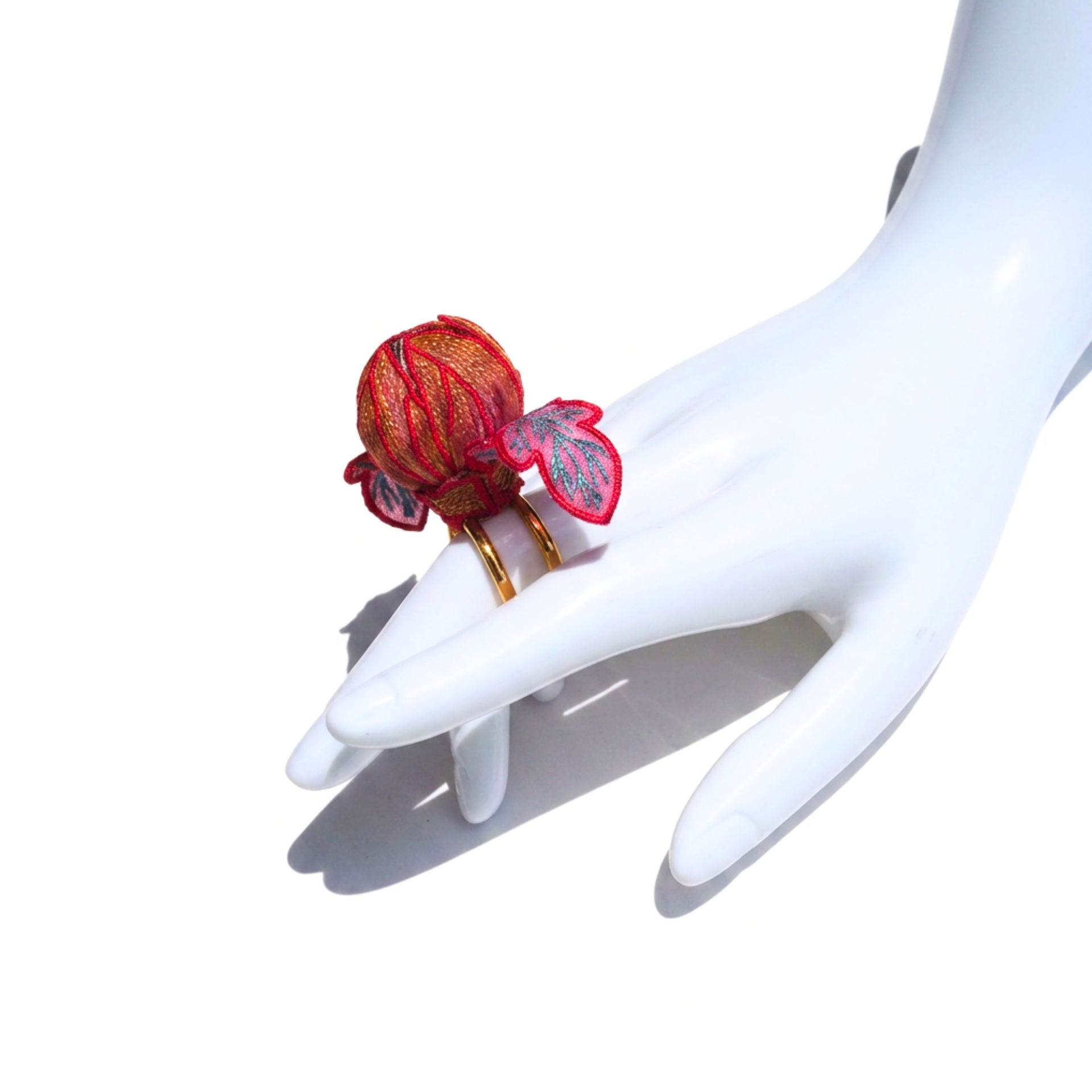 ANGEL ORB / RING / EAR CUFF / RED