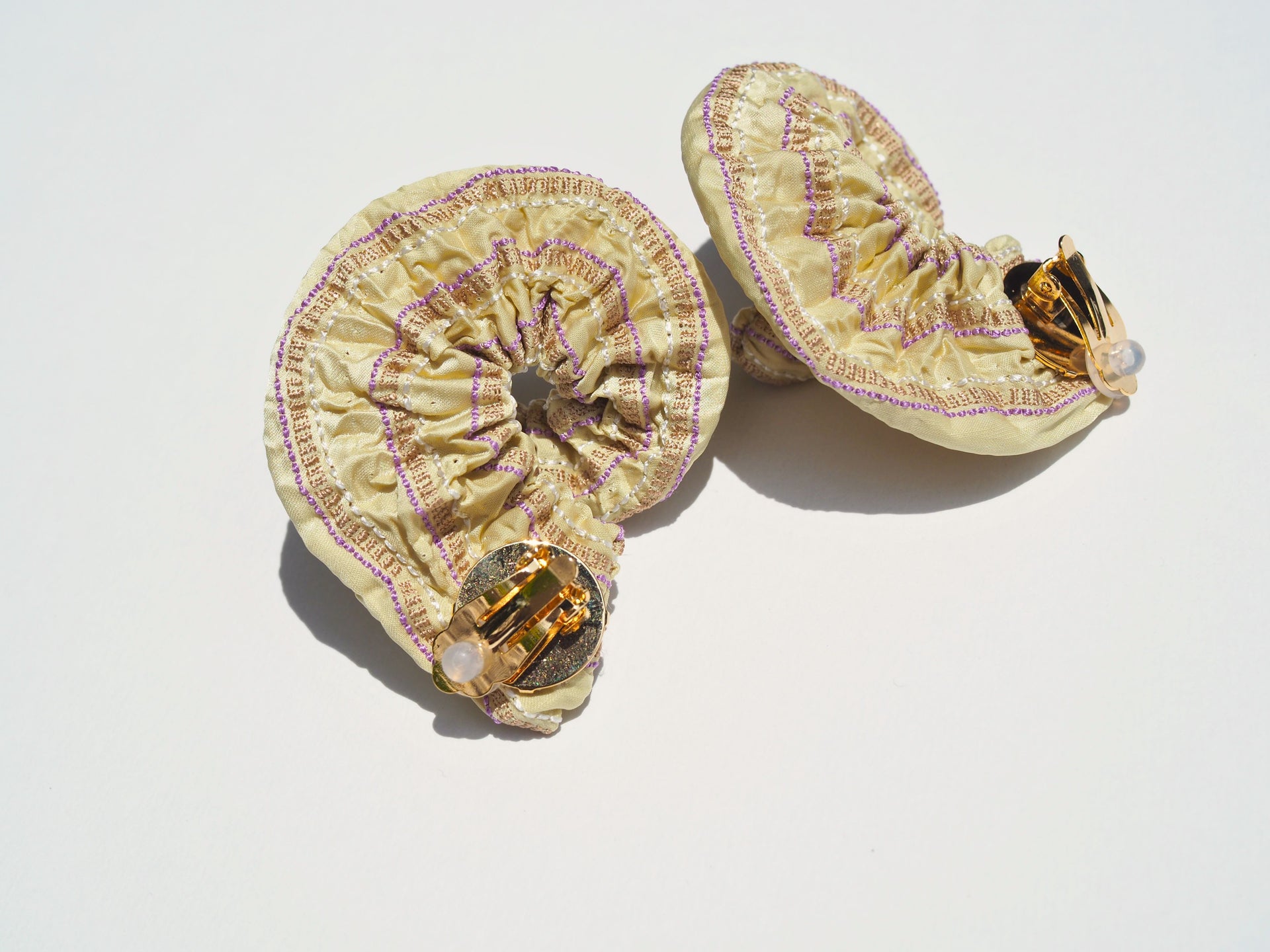 CORNU / EARRINGS / LEMON