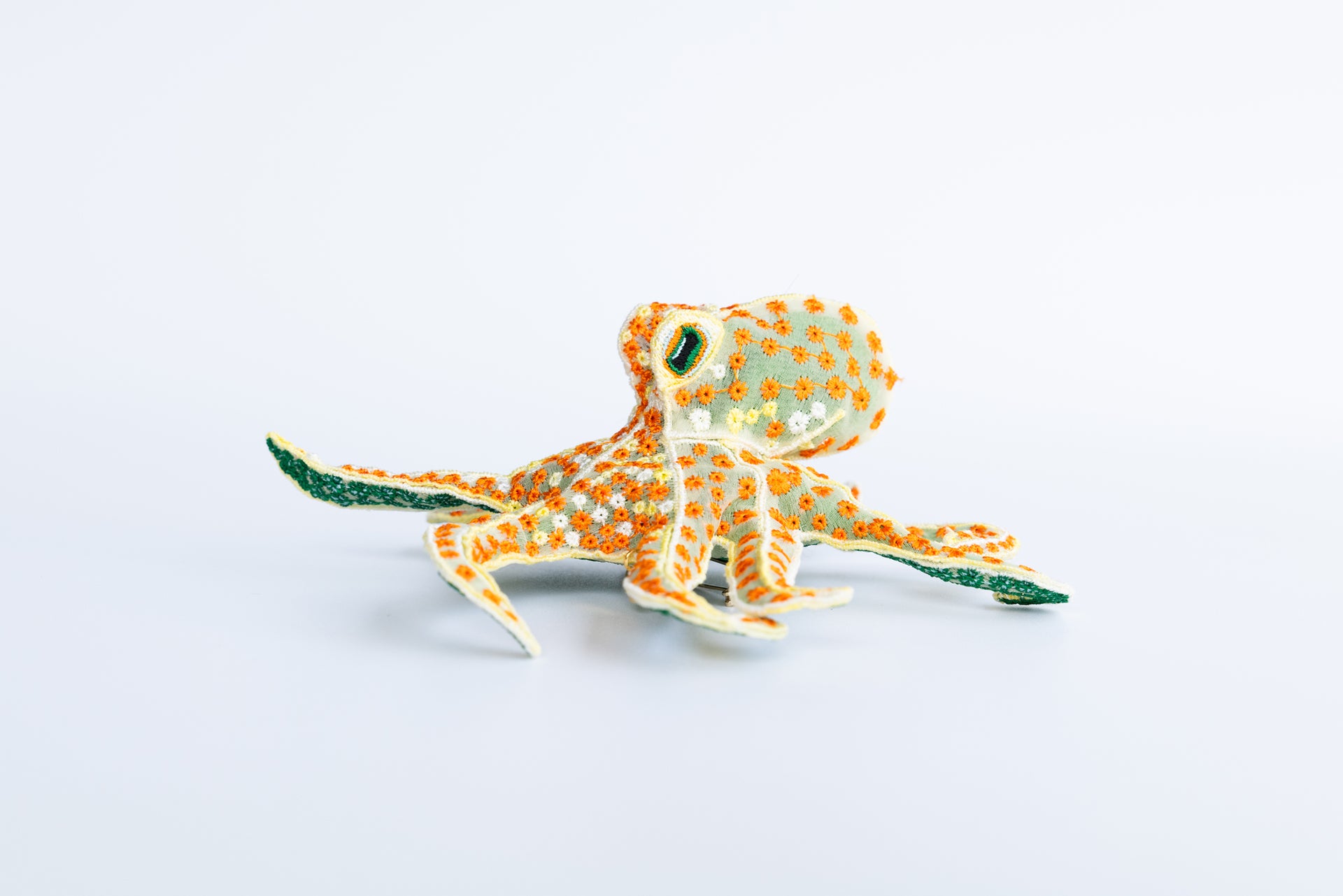 FLORA OCTOPUS / BROOCH / ORANGE
