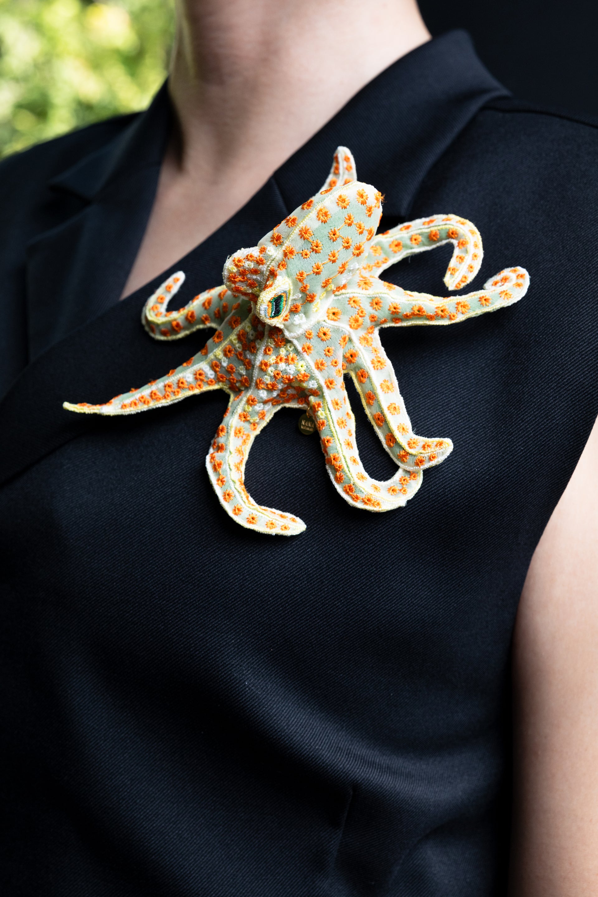 FLORA OCTOPUS / BROOCH / ORANGE