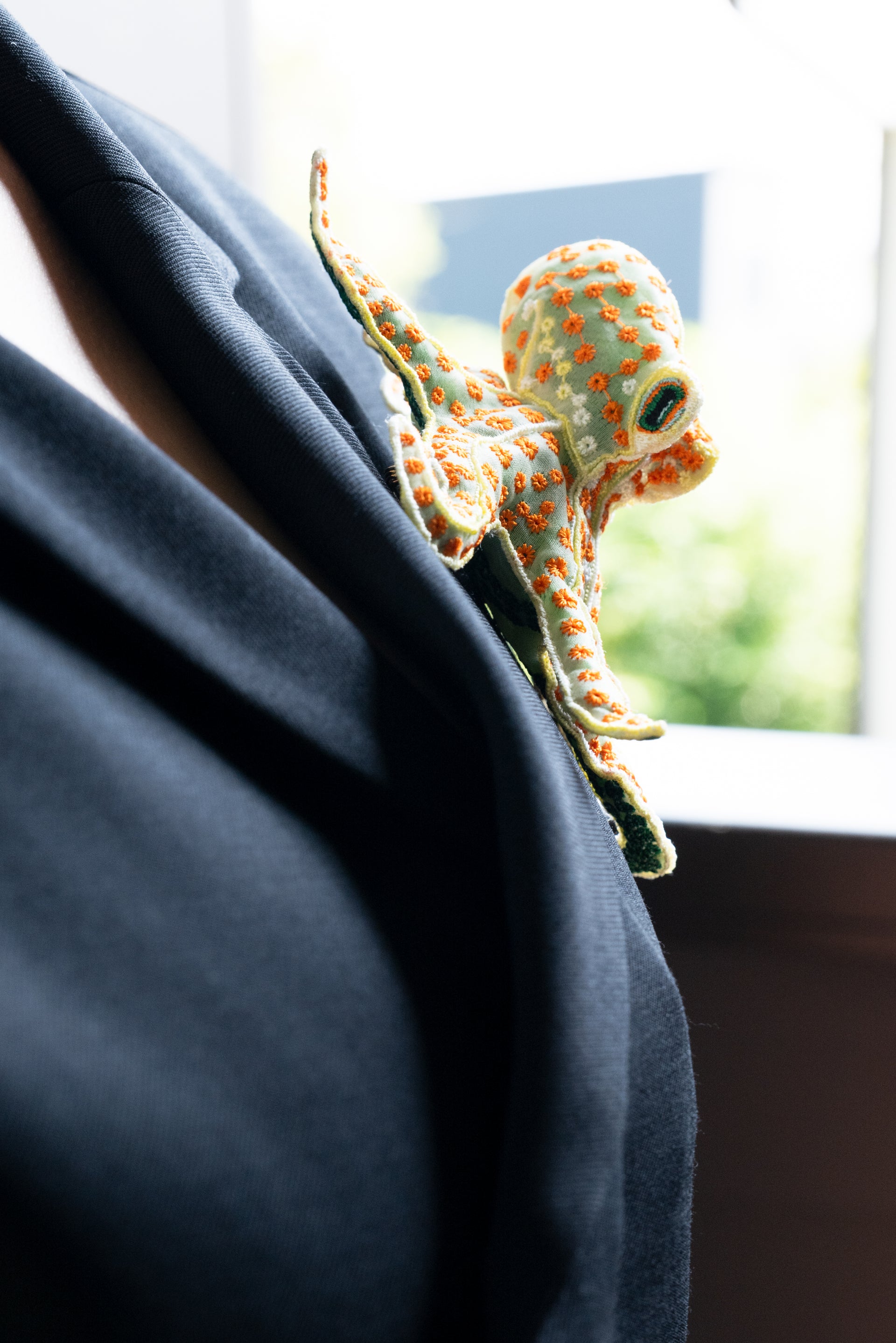 FLORA OCTOPUS / BROOCH / ORANGE