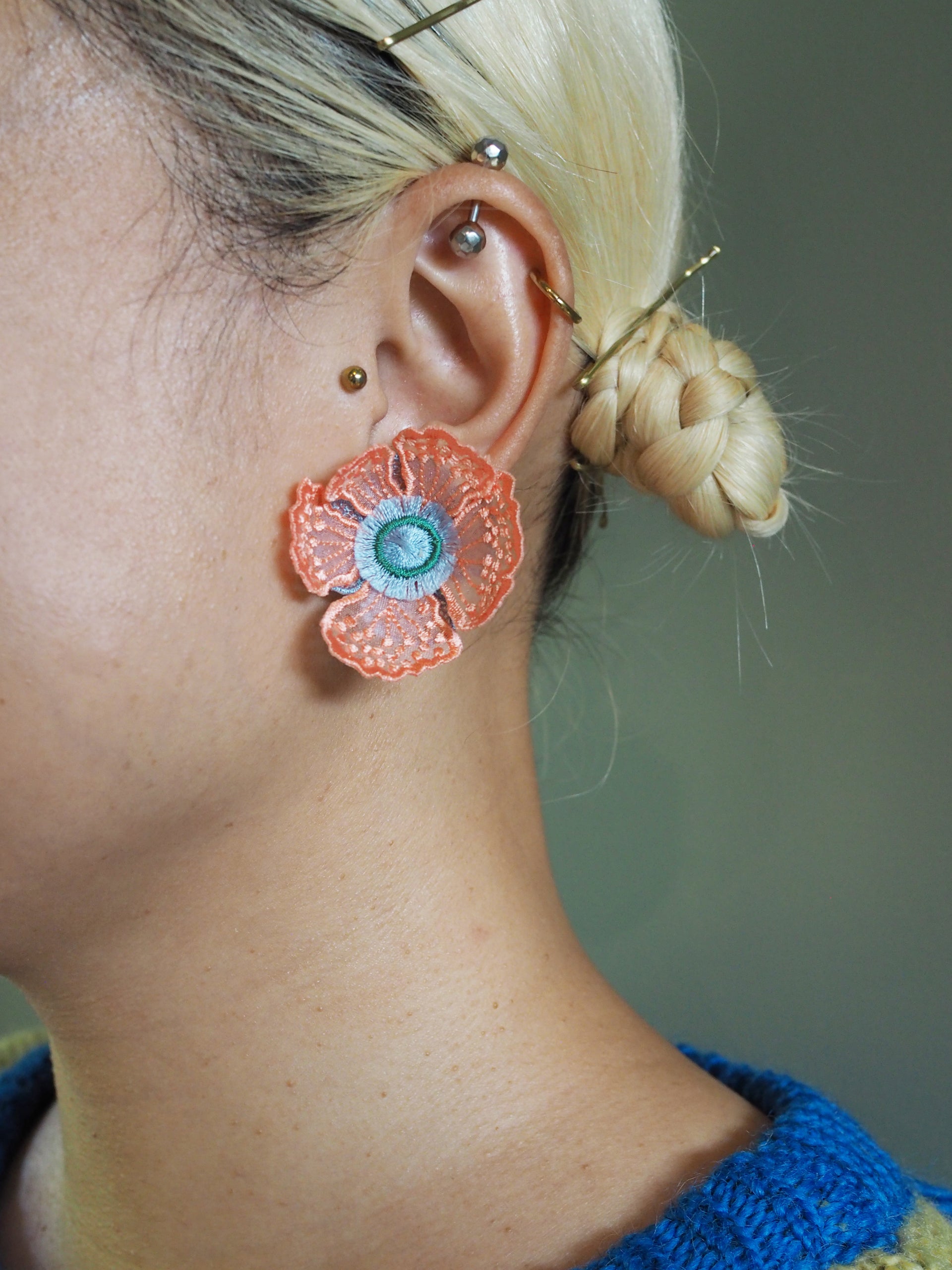 FLOWERS AT DAWN 2 / EARRING /  PINK