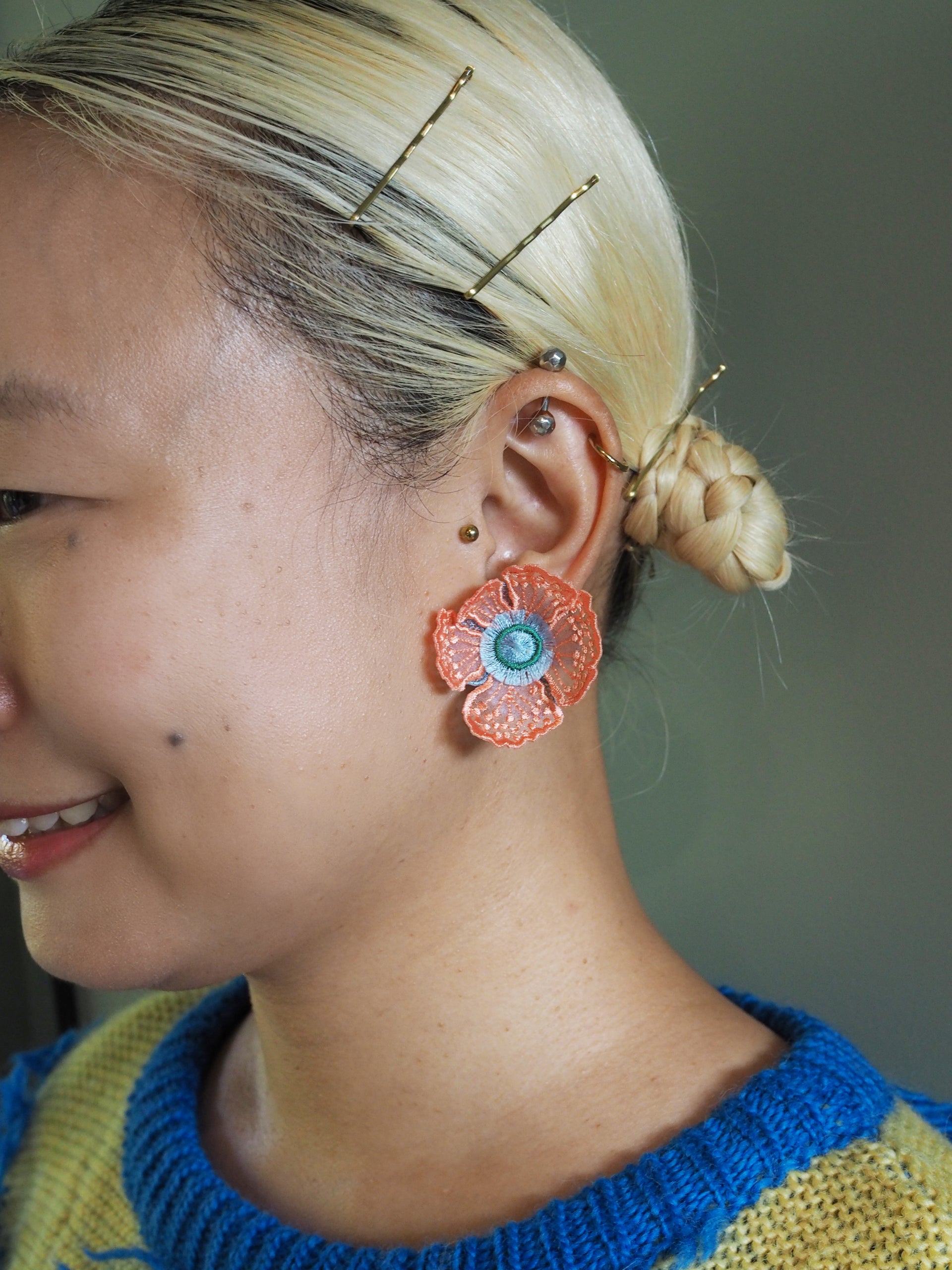 FLOWERS AT DAWN 2 / EARRING /  PINK