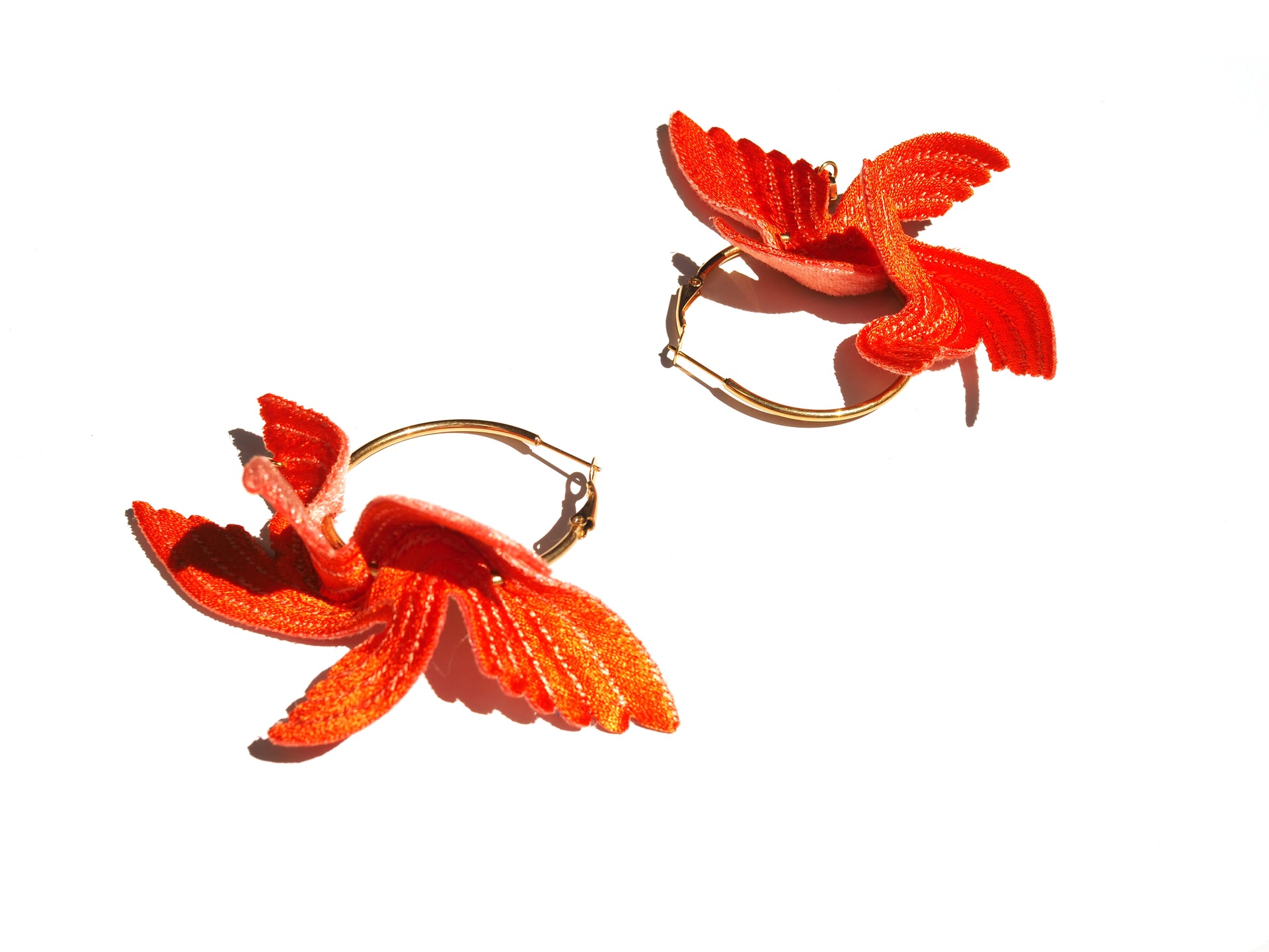 JOY "LITTLE BIRD" / EARRINGS / ORANGE