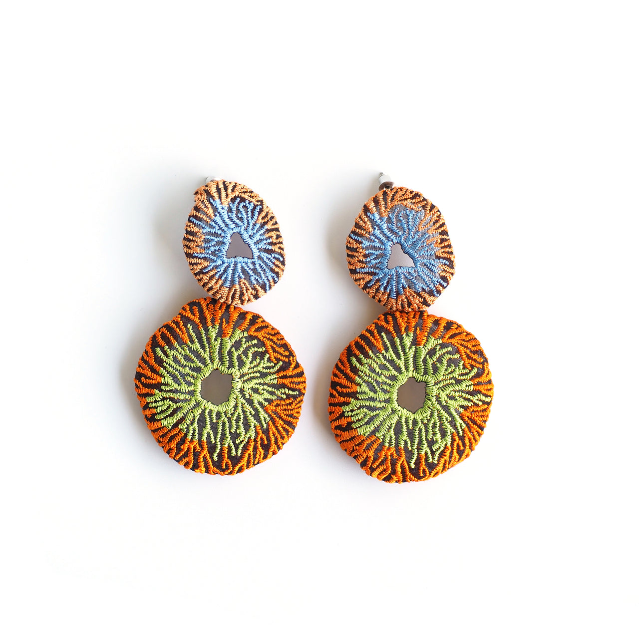 CORAL EGG / EARRING / ORANGE