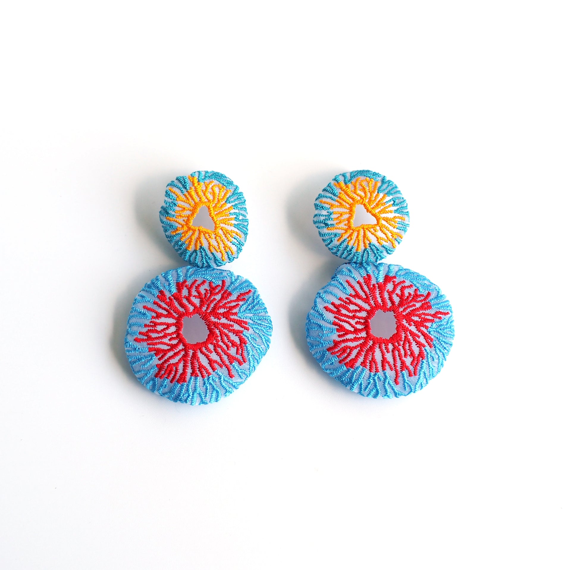 ARRO / CORAL EGG / EARRINGS / RED