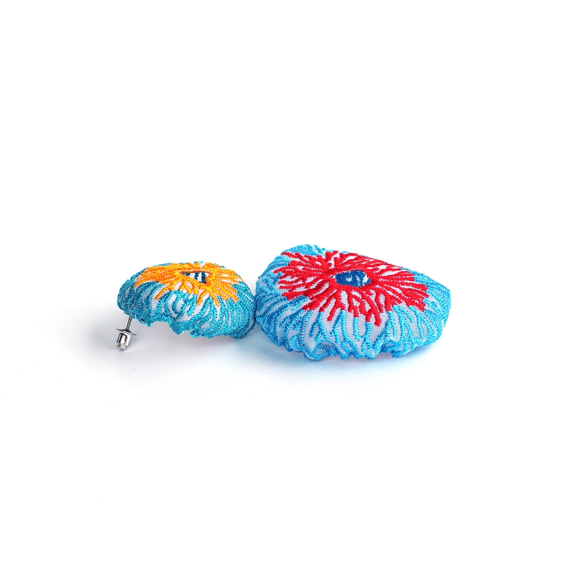 CORAL EGG / EARRING / RED