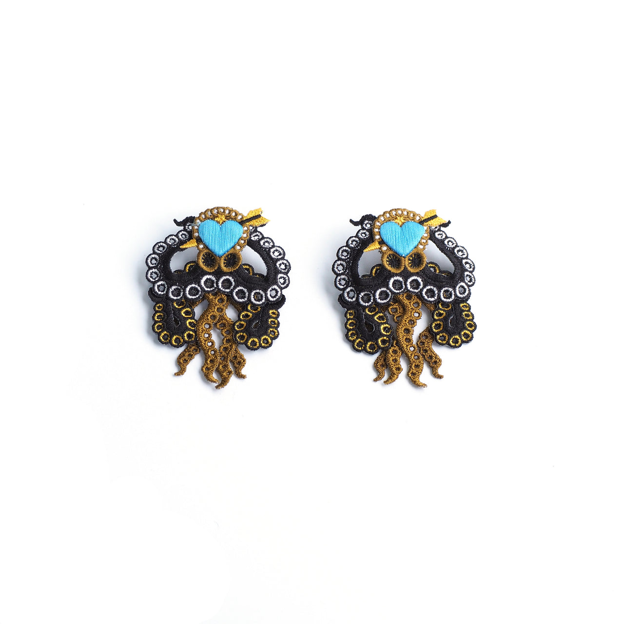 OCTOPUS / EARRINGS / BLACK
