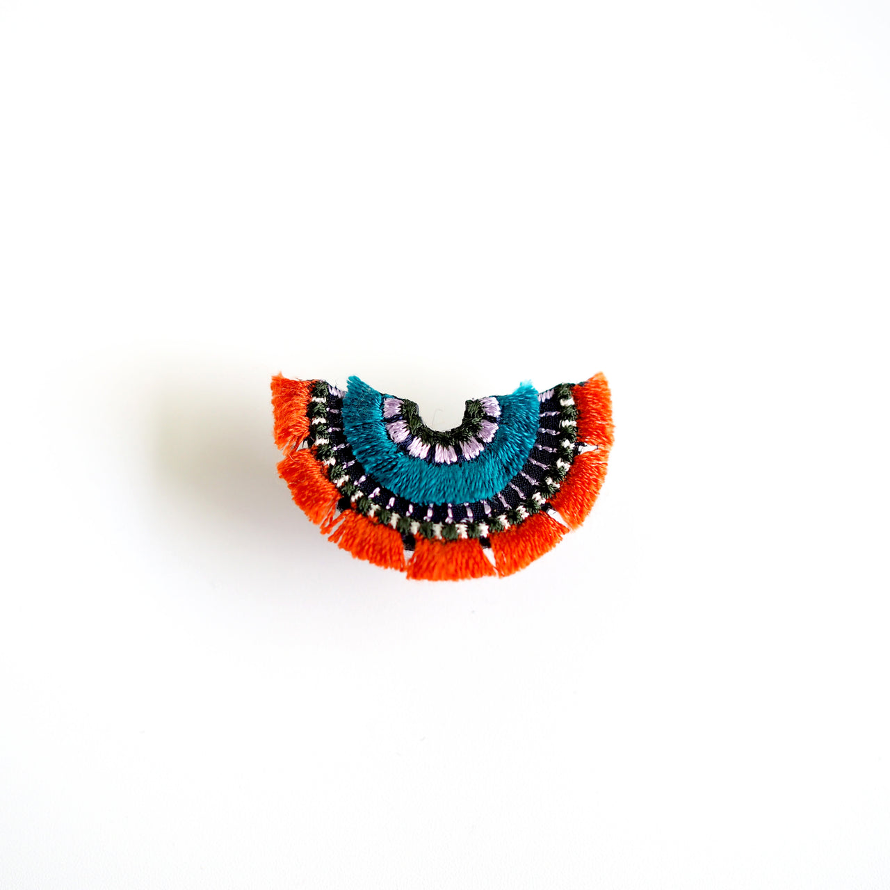 BLOOM / EARRING EAR-CLIP / TAN