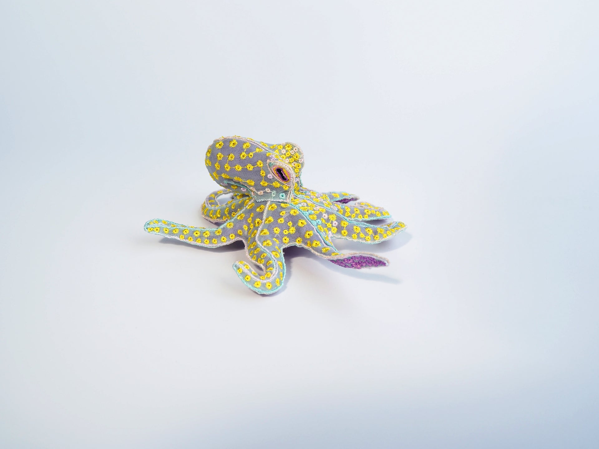 FLORA OCTOPUS / BROOCH / YELLOW