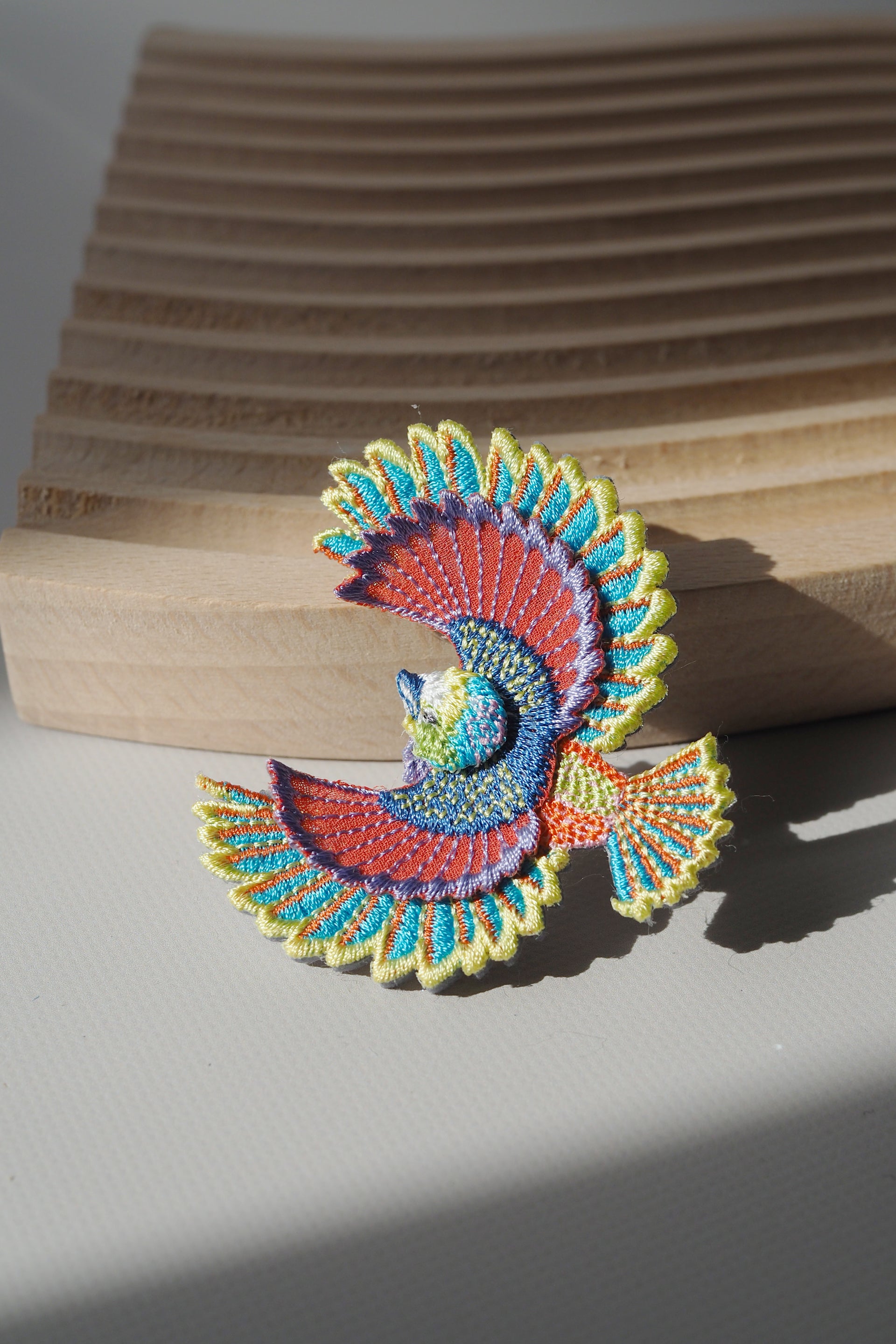 BIRD / BROOCH / YELLOW