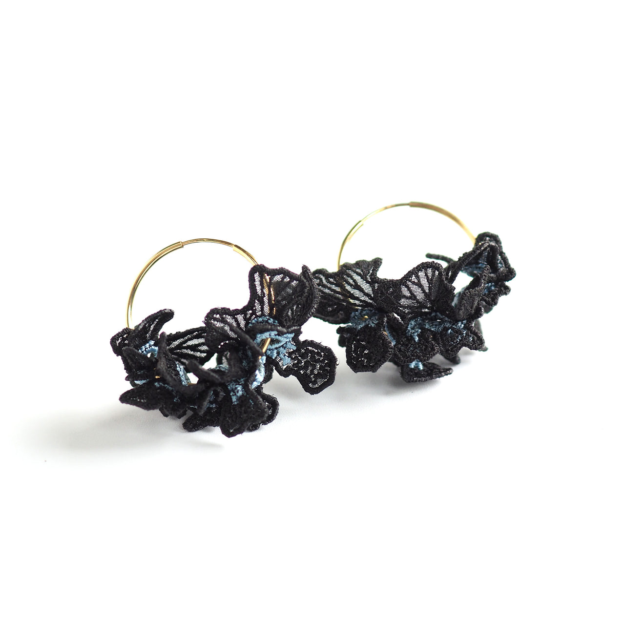 SWELL / CLIP ON EARRINGS / BLACK
