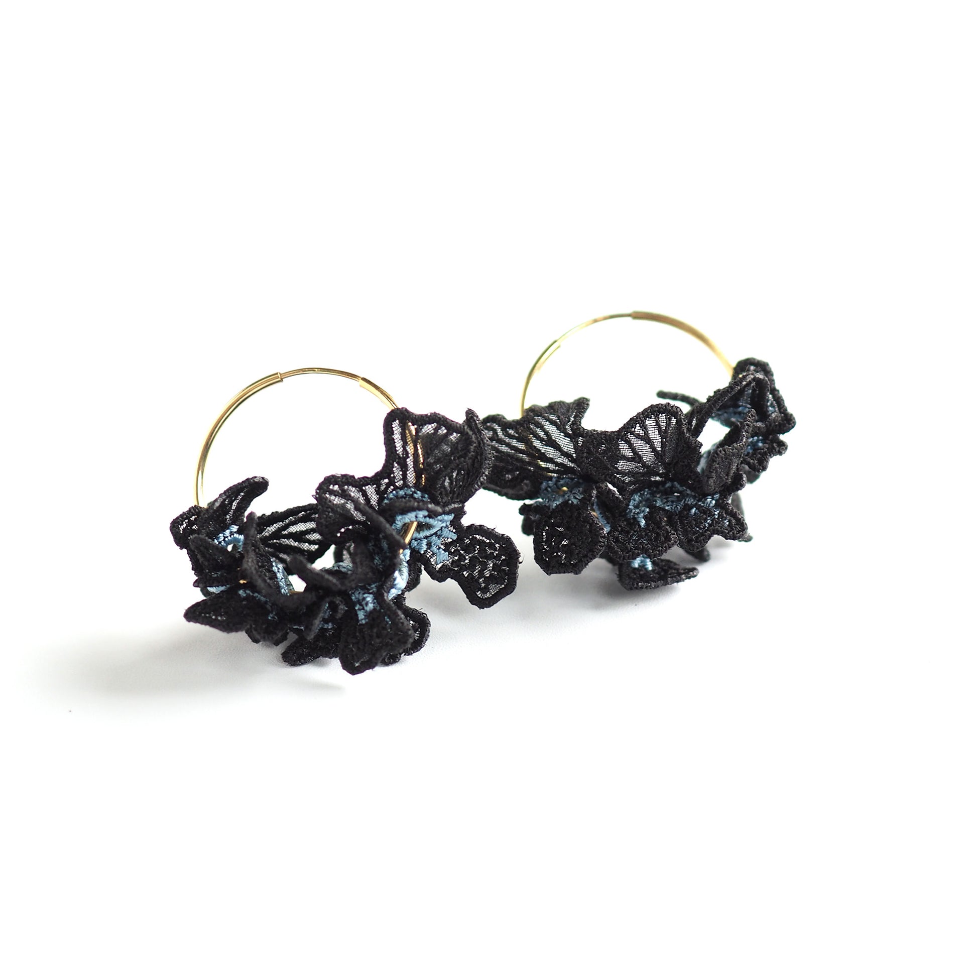 SWELL / CLIP ON EARRINGS / BLACK