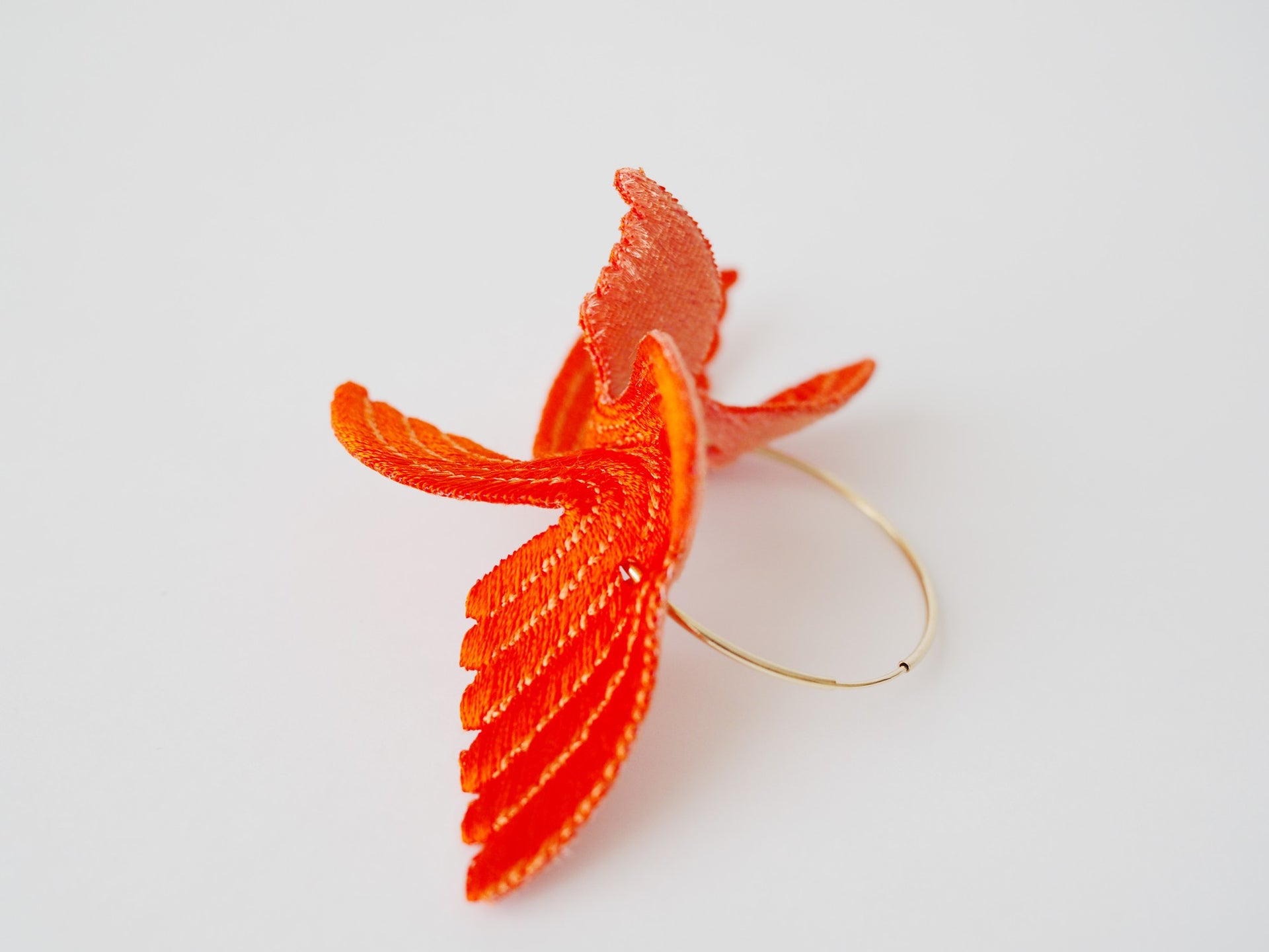 JOY "LITTLE BIRD" / EARRING / ORANGE