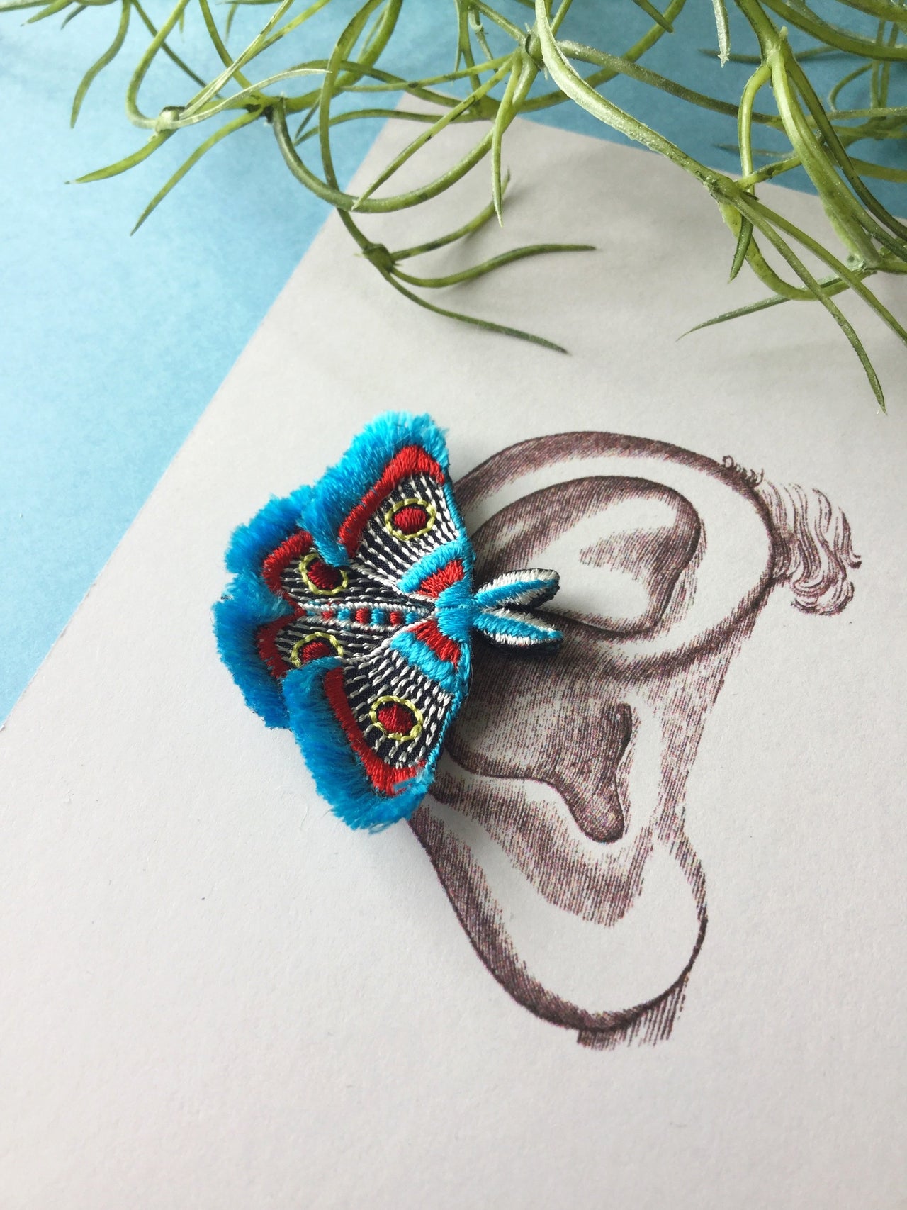 MOTH / EARRING EAR-CLIP / TURQUOISE