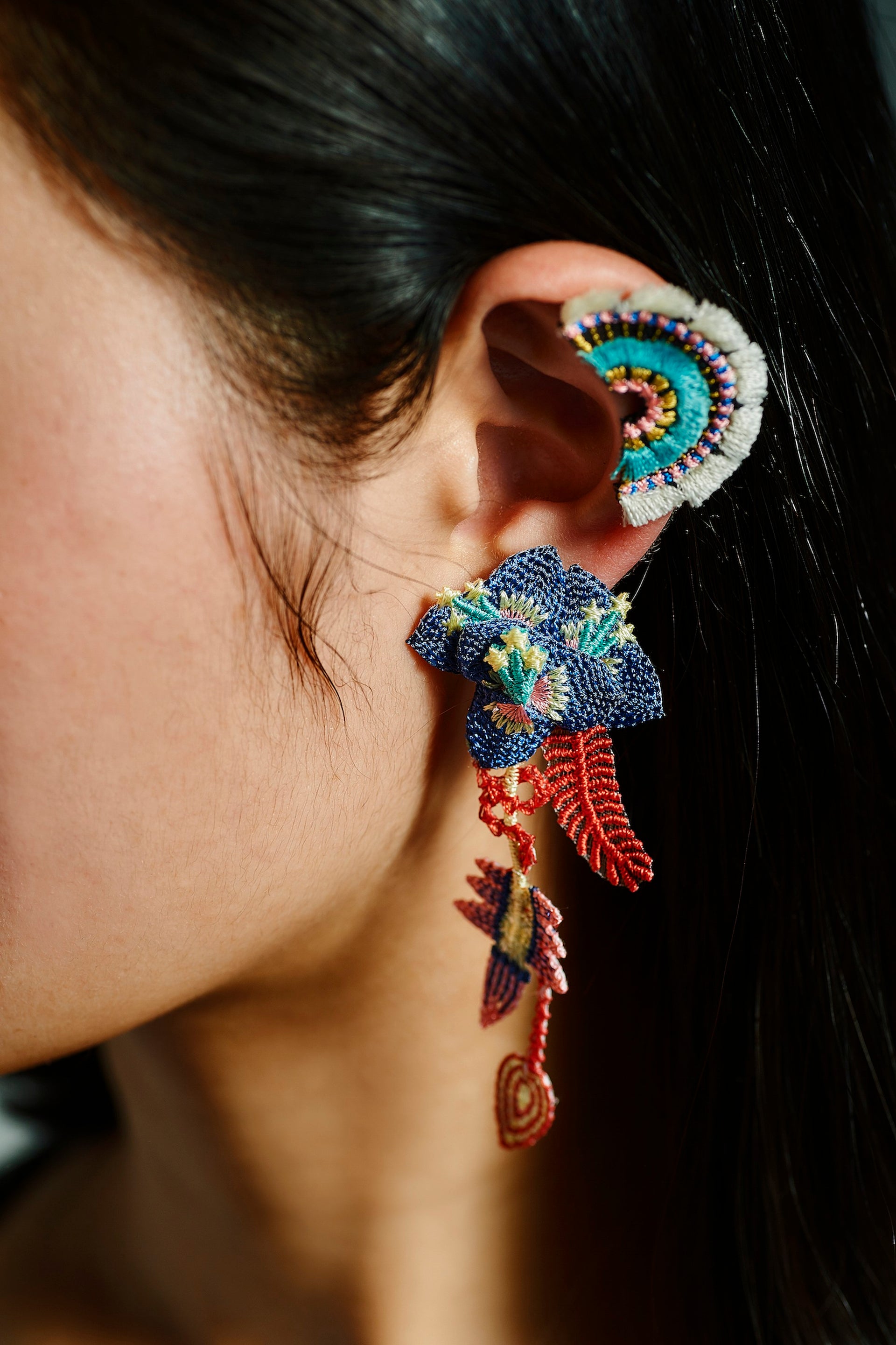 GARDEN / EARRINGS / BLUE