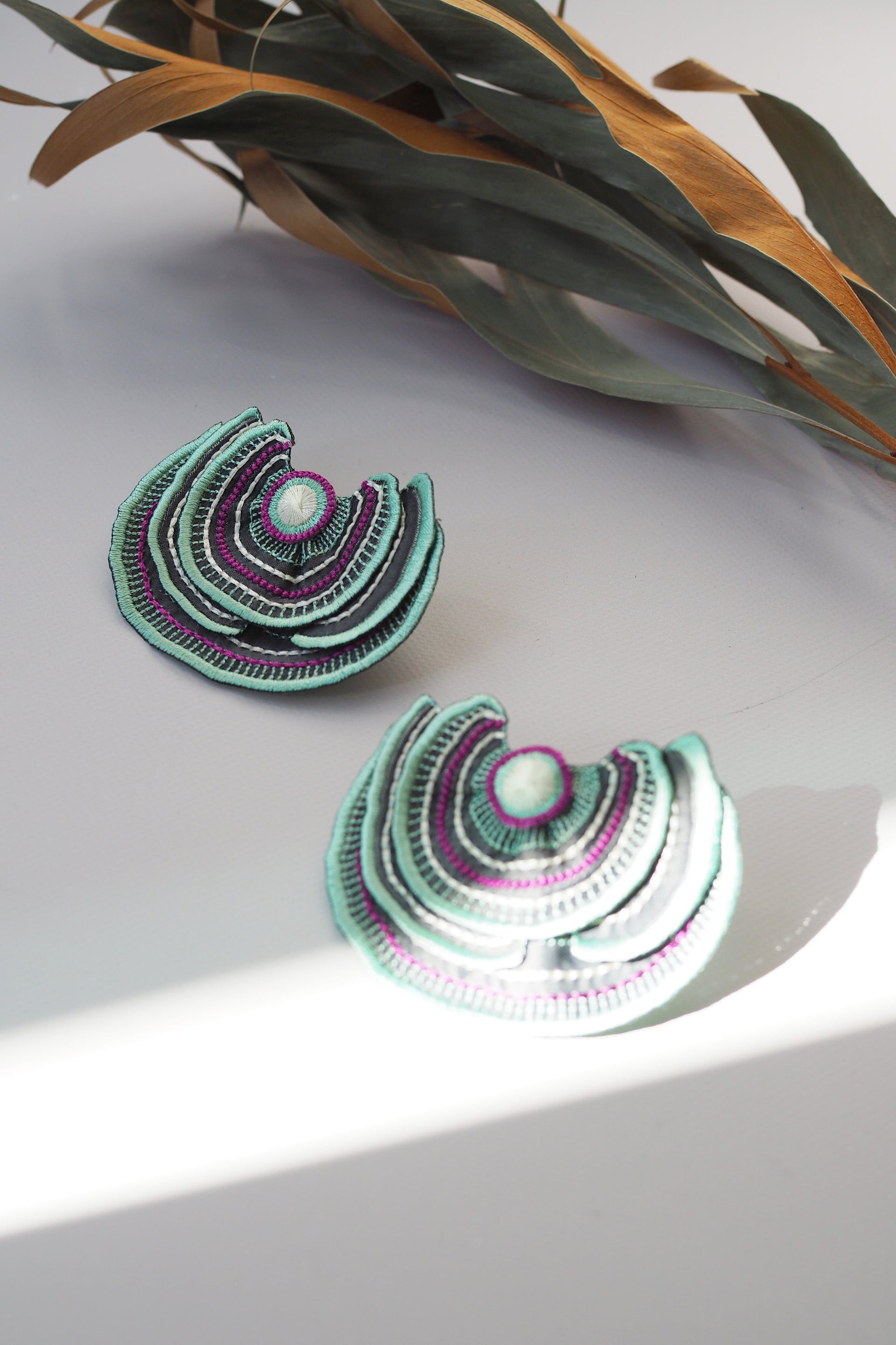 TURKEY TAIL / EARRINGS / MINT