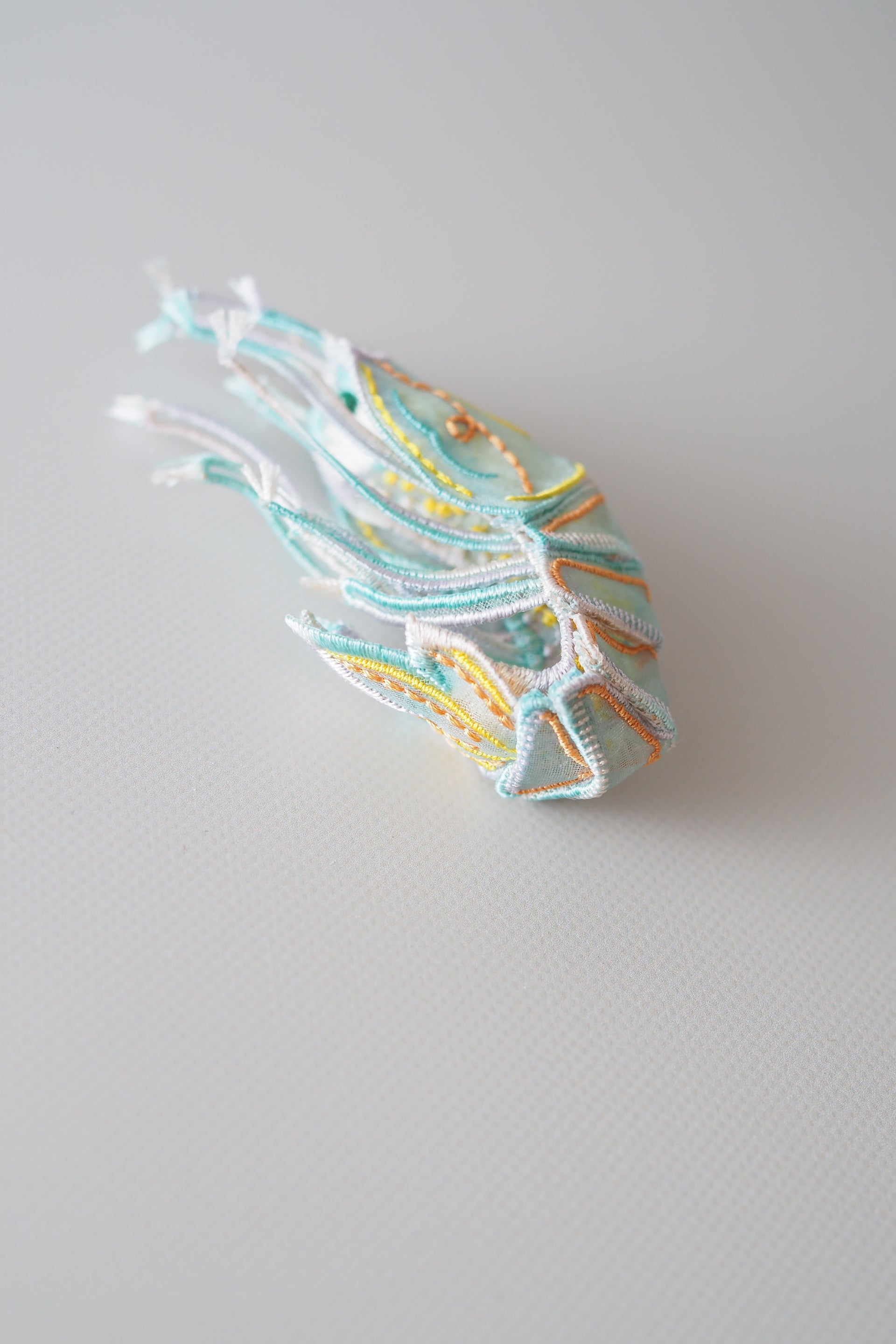 SHRIMPS / BROOCH / AQUA