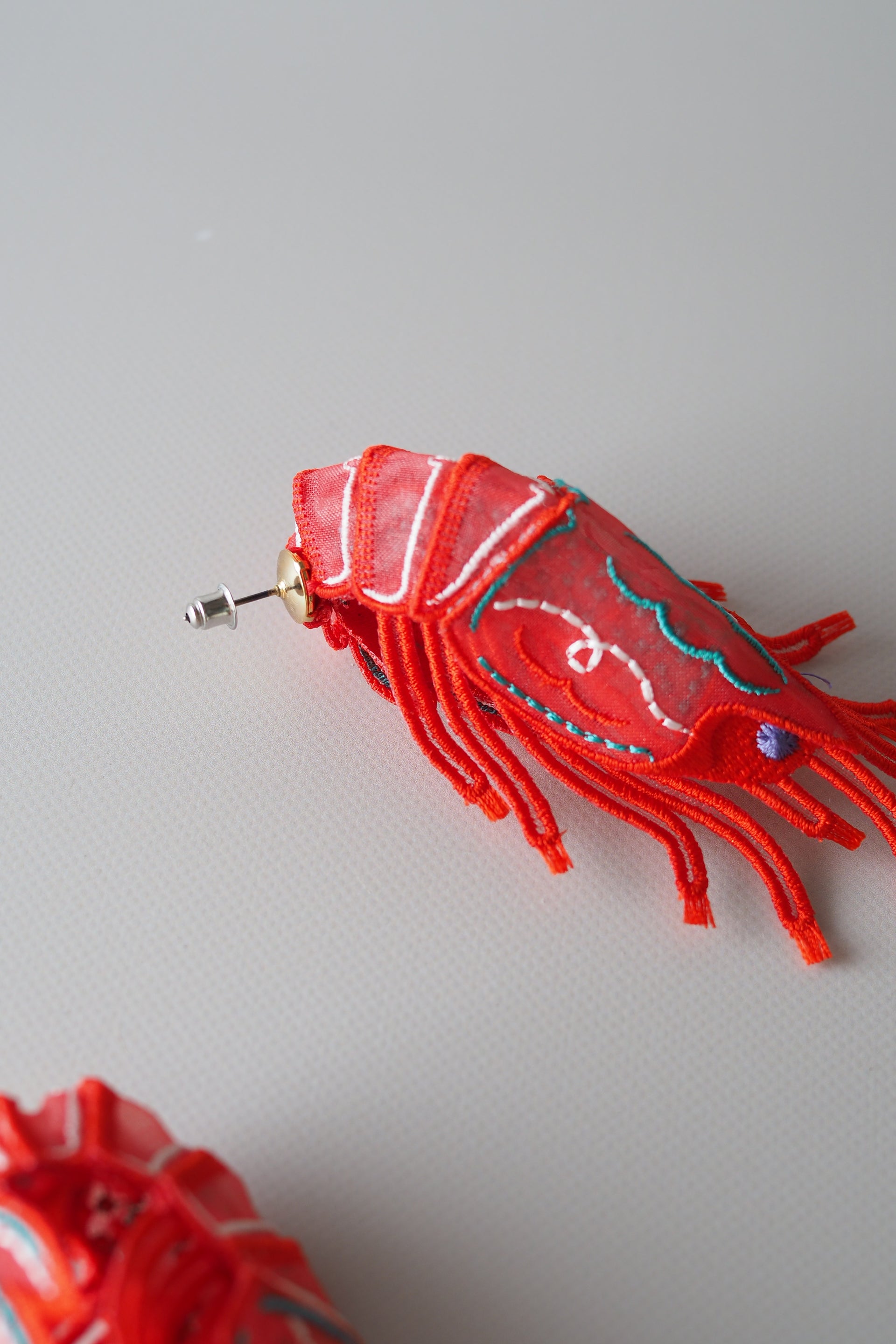 ARRO / SHRIMPS / EARRING / RED