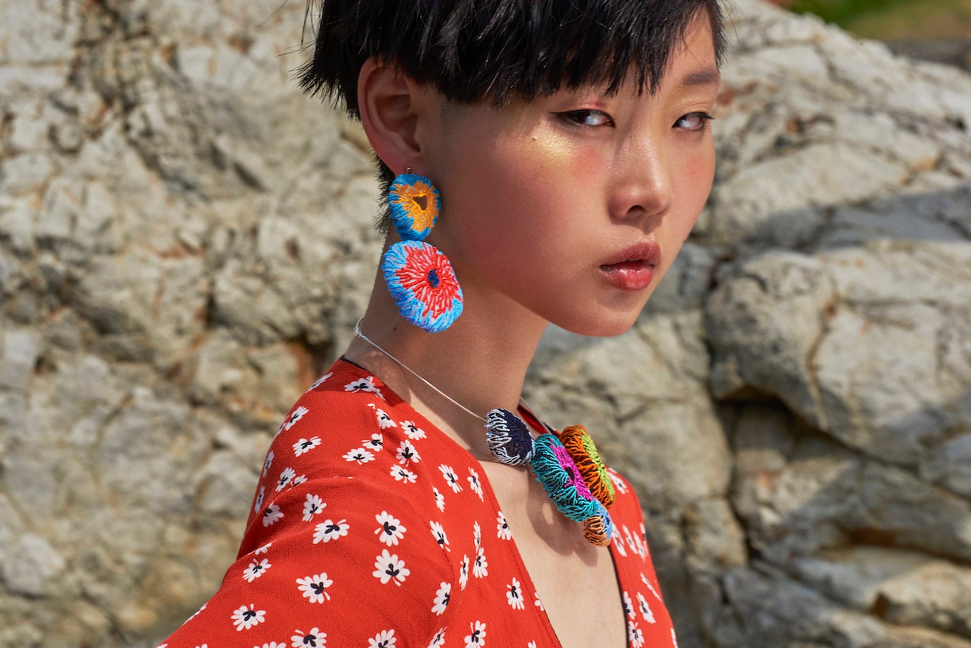 CORAL EGG / EARRING / RED