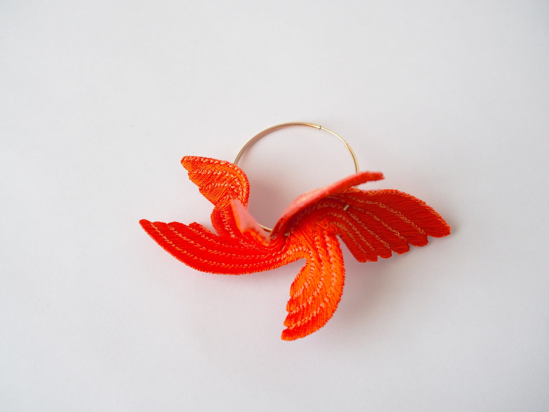 JOY "LITTLE BIRD" / EARRING / ORANGE