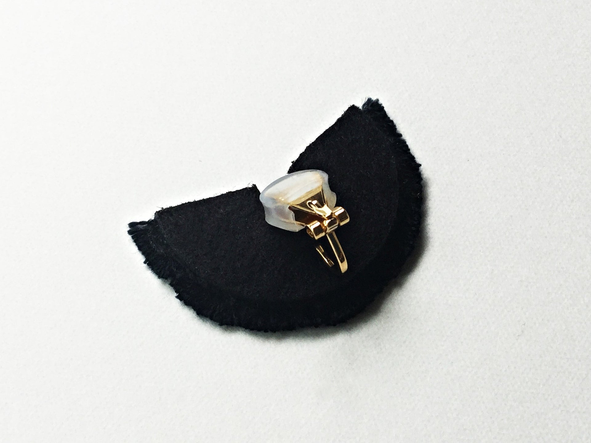 BLOOM / EARRING EAR-CLIP / BLACK